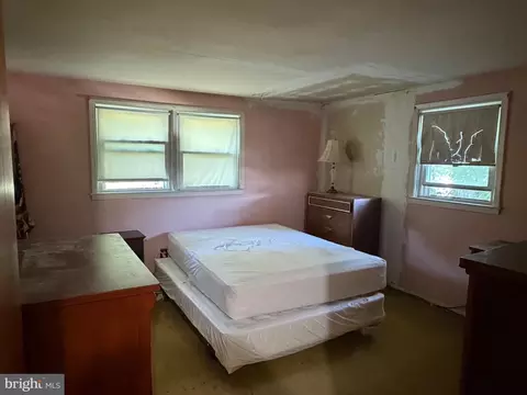 Bedroom - 821 Beech Rd, Wallingford, PA 19086 photo 2 of 4