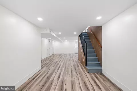 Entry Way - 7226 Penarth Ave, Darby, PA 19082 photo 8 of 8