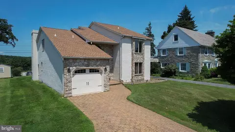 Exterior - 342 Northcroft Rd, Springfield, PA 19064 photo 4 of 8