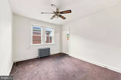 Bedroom - 79 S State Rd, Upper Darby, PA 19082 photo 1 of 8