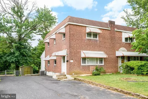 336 Holland St, Crum Lynne, PA 19022