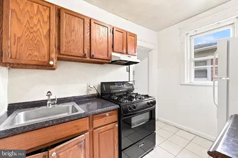 Kitchen - 81 S State Rd, Darby, PA 19082 photo 2 of 2