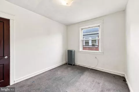 Bedroom - 81 S State Rd, Darby, PA 19082 photo 4 of 8