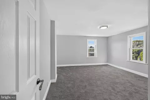 Bedroom - 21 W 9th St, Marcus Hook, PA 19061 photo 4 of 4