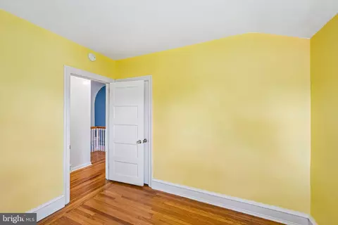 Bedroom - 12 Windsor Cir, Springfield, PA 19064 photo 5 of 8