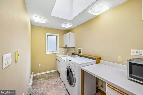 Other - 12 Windsor Cir, Springfield, PA 19064 photo 6 of 8