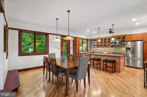 9 Howarth Ave, Media, PA 19063