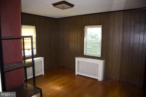 Bedroom - 514 Beverly Blvd, Darby, PA 19082 photo 1 of 5