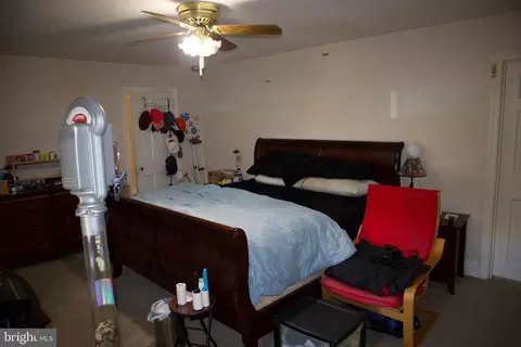 Bedroom - 514 Beverly Blvd, Darby, PA 19082 photo 5 of 5