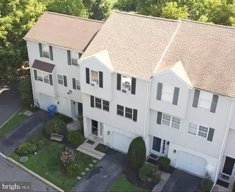 7 Old Pennell Rd, Media, PA 19063