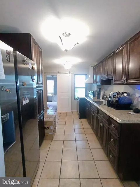 Entry Way - 1119 Washington St, Marcus Hook, PA 19061 photo 2 of 3