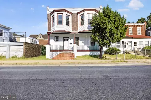 11 S 3rd St, Darby, PA 19023