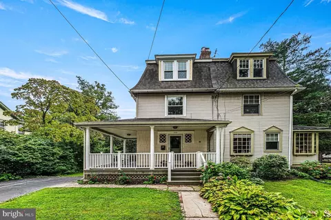 312 Dartmouth Ave, Swarthmore, PA 19081