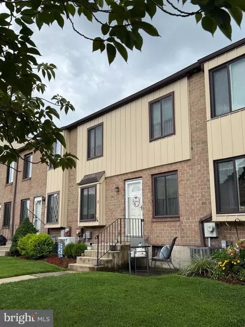 5200 Hilltop Dr #553/BB13, Brookhaven, PA 19015