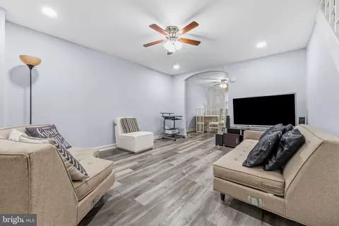 Entry Way - 540 Snowden Rd, Darby, PA 19082 photo 1 of 4