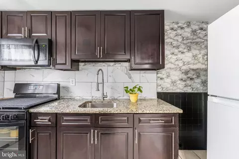 Kitchen - 540 Snowden Rd, Darby, PA 19082 photo 2 of 2