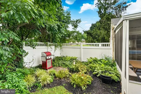 Exterior - 2716 Boudwin Ave, Ogden, PA 19061 photo 11 of 18