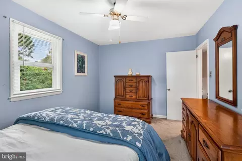 Bedroom - 2716 Boudwin Ave, Ogden, PA 19061 photo 4 of 7