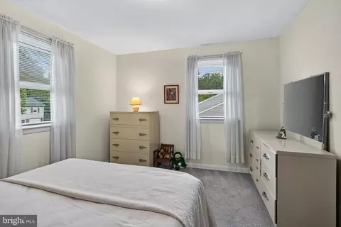 Bedroom - 2716 Boudwin Ave, Ogden, PA 19061 photo 6 of 7