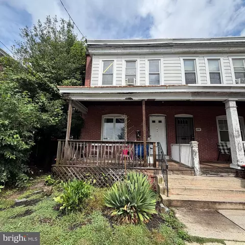 100 E 24th St, Chester, PA 19013