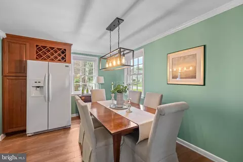 Dining - 77 Forest Rd, Springfield, PA 19064 photo 3 of 3