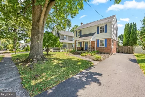 Exterior - 77 Forest Rd, Springfield, PA 19064 photo 5 of 9