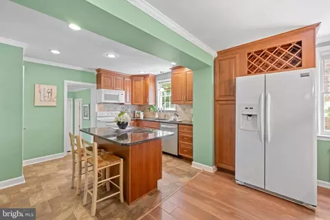 Kitchen - 77 Forest Rd, Springfield, PA 19064 photo 4 of 4