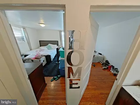 Entry Way - 6846 Marshall Rd, Darby, PA 19082 photo 8 of 9