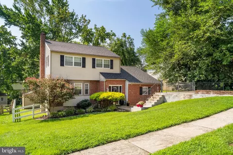 24 Winding, Ogden, PA 19061