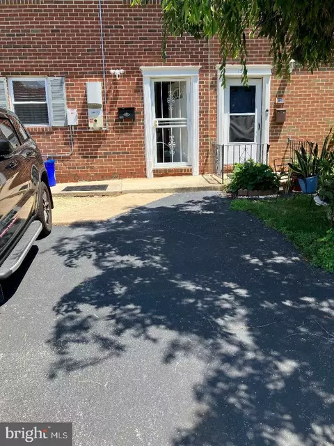 1513 Roosevelt Dr, Sharon Hill, PA 19079