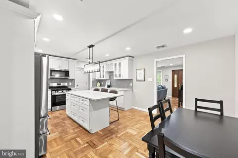 Kitchen - 44 S Brookside Rd, Springfield, PA 19064 photo 2 of 10
