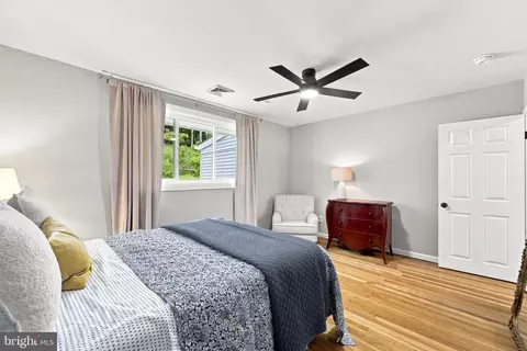Bedroom - 44 S Brookside Rd, Springfield, PA 19064 photo 6 of 9
