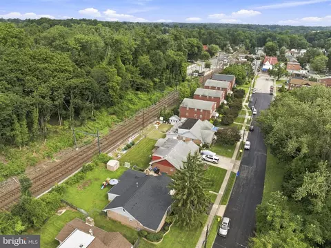 View/Area - 44 S Brookside Rd, Springfield, PA 19064 photo 2 of 10