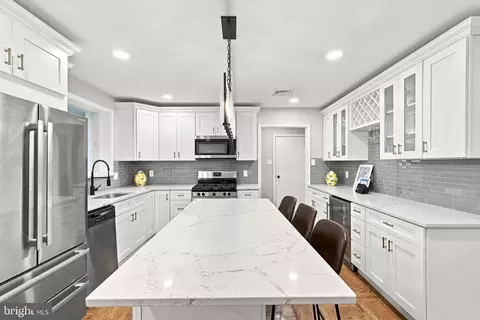 Kitchen - 44 S Brookside Rd, Springfield, PA 19064 photo 4 of 10
