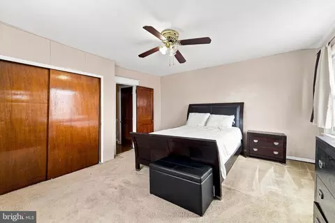 Bedroom - 7 Oakley Rd, Darby, PA 19082 photo 3 of 5