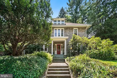 210 S Swarthmore Ave, Swarthmore, PA 19081