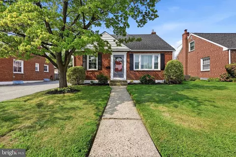 408 Lindsay St, Ridley Park, PA 19078