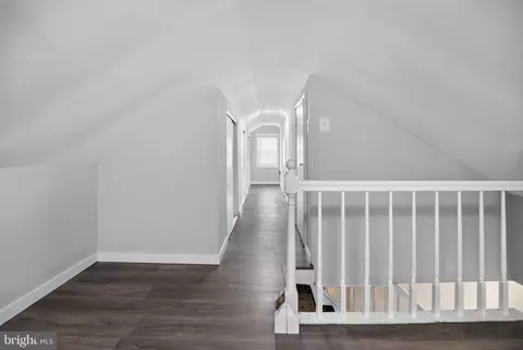 Entry Way - 300 Walnut St, Boothwyn, PA 19061 photo 4 of 12