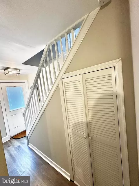 Entry Way - 300 Walnut St, Boothwyn, PA 19061 photo 10 of 12