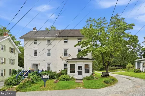 845 Upton Rd, Aston, PA 19014