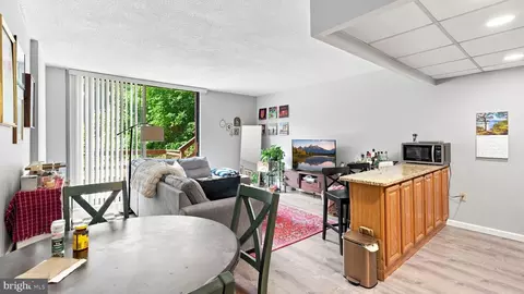801 Yale Ave, Swarthmore, PA 19081