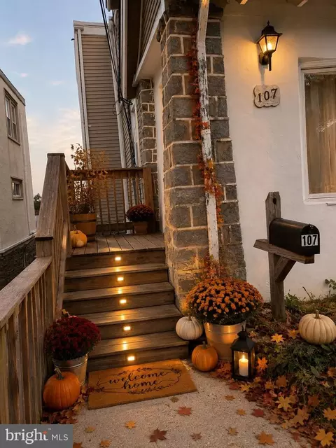 Exterior - 107 Ardsley Rd, Darby, PA 19082 photo 1 of 6