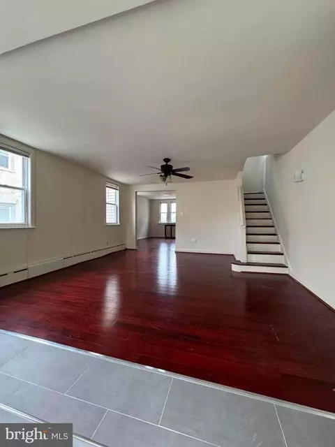 Living - 107 Ardsley Rd, Darby, PA 19082 photo 1 of 4
