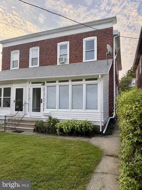115 Summit Ter, Bryn Mawr, PA 19010