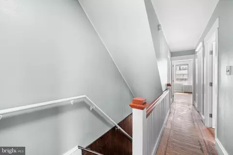 Entry Way - 7441 Rogers Ave, Darby, PA 19082 photo 2 of 9