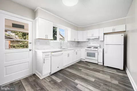 Kitchen - 7441 Rogers Ave, Darby, PA 19082 photo 1 of 1