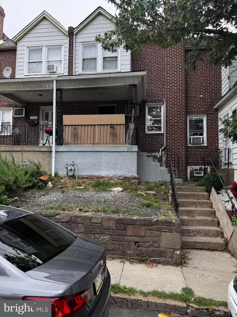 227 Laurel Rd, Sharon Hill, PA 19079