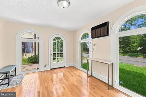 162 W Baltimore Ave, Lansdowne, PA 19050