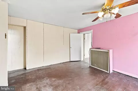 Bedroom - 219 Irving St, Marcus Hook, PA 19061 photo 4 of 4