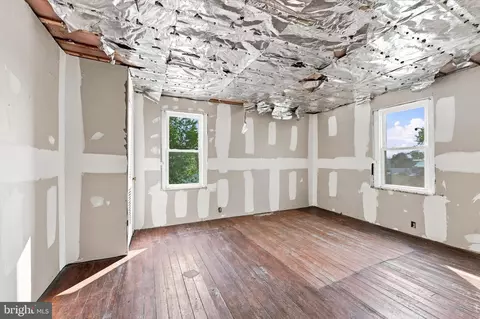 Bedroom - 219 Irving St, Marcus Hook, PA 19061 photo 3 of 4
